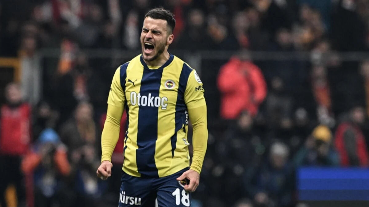 Beşiktaş derbisinde forma giyemeyecek! Fenerbahçe'ye kötü haber Beşiktaş derbisinde forma giyemeyecek! Fenerbahçe'ye kötü haber - 1. Resim