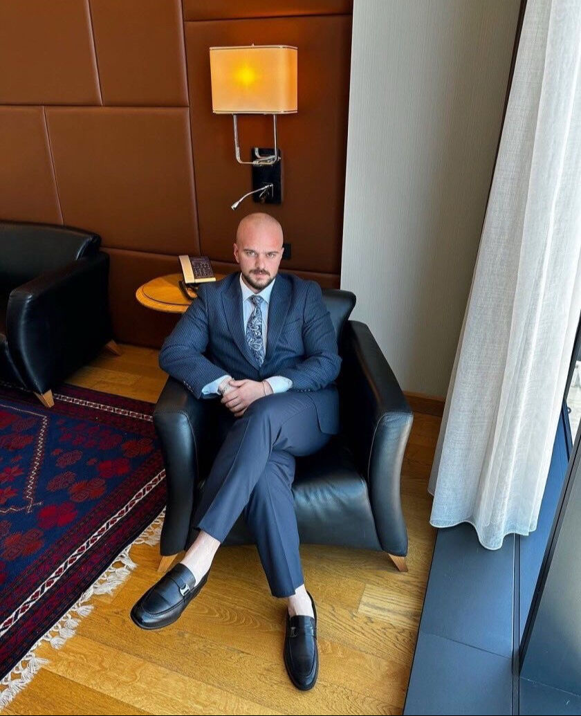 İstanbul'un göbeğinde dehşet anları: 1 kişi silahla öldürüldü - 1. Resim