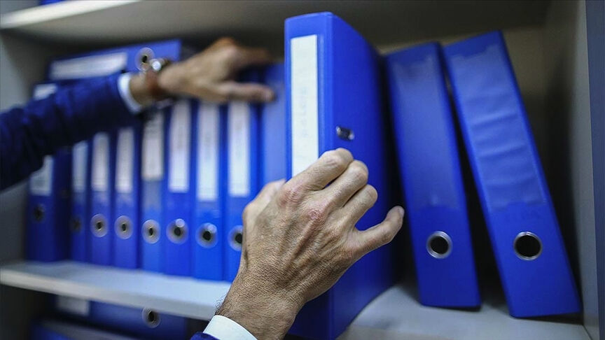 Memur olma hayali kuranlar dikkat! AK Parti Meclis'e sundu: 35 yaş sınırı, özel yarışma, 3 yıl yasağı... Memur olma hayali kuranlar dikkat! AK Parti Meclis'e sundu: 35 yaş sınırı, özel yarışma, 3 yıl yasağı... - 1. Resim