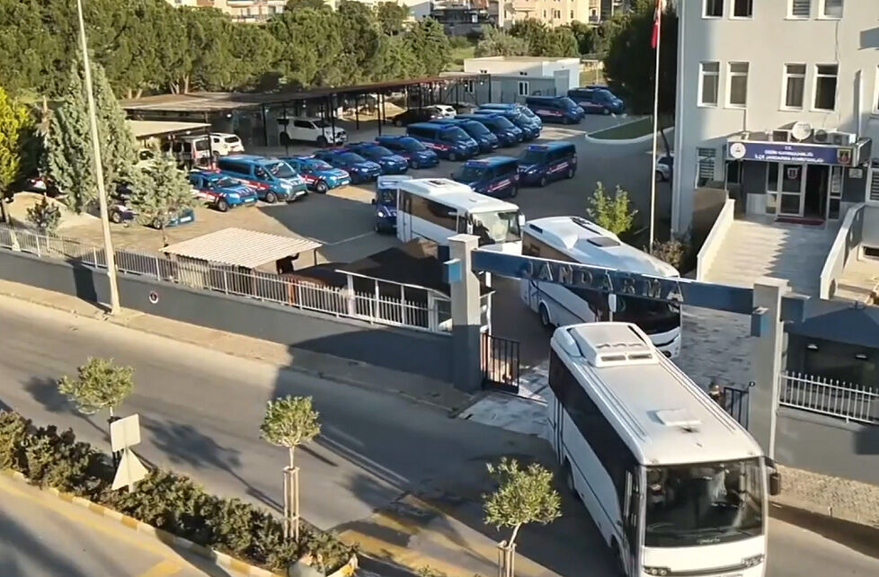 'Vekaletname' yöntemiyle 1,5 milyar TL dolandırıcılık! Örgütün yöntemi böyle deşifre edildi - 2. Resim