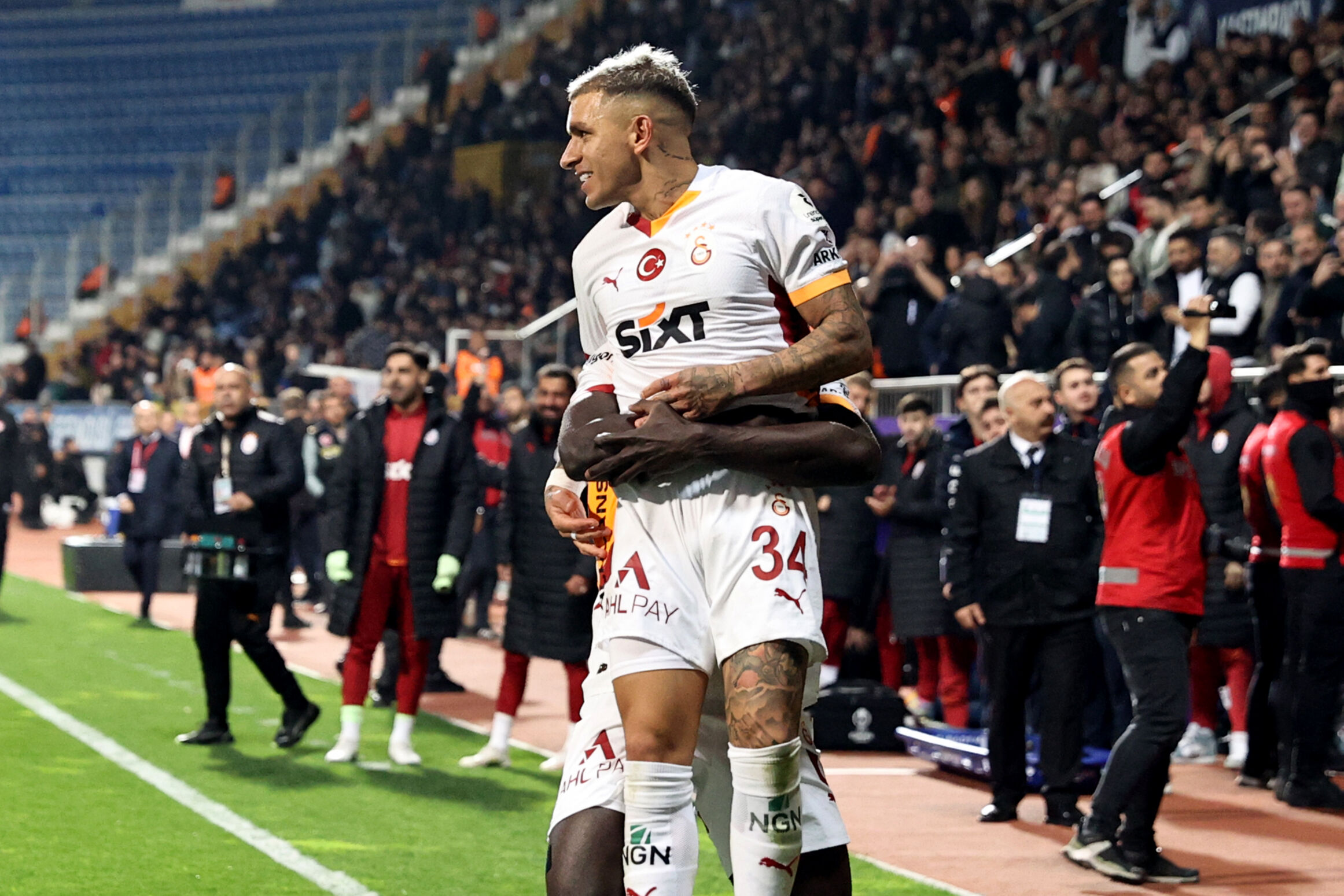 5 yıldıza 5 kala! Galatasaray, deplasmanda gol oldu yağdı CANLI ANLATIM | ikas Eyüpspor - Galatasaray - 1. Resim