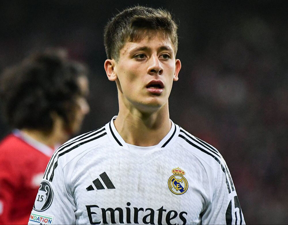 Arda Güler, El Clasico'da sahne aldı! Asistiyle Real Madrid'i öne geçirdi Arda Güler, El Clasico'da sahne aldı! Asistiyle Real Madrid'i öne geçirdi - 1. Resim