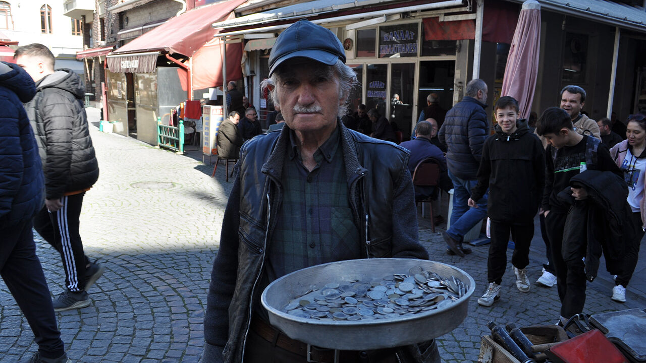 Eskişehirli hurdacının sıradışı hazinesi: 1970'lerde topladı, 2025'te hurda olarak satıyor - 1. Resim