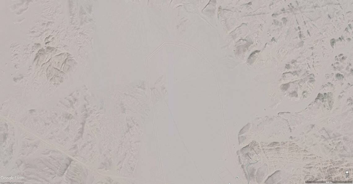 Gerçek mi, hayal mi? Uydu görüntüleri ortaya çıkardı: 500 milyar dolarlık 'geleceğin şehri' - 1. Resim