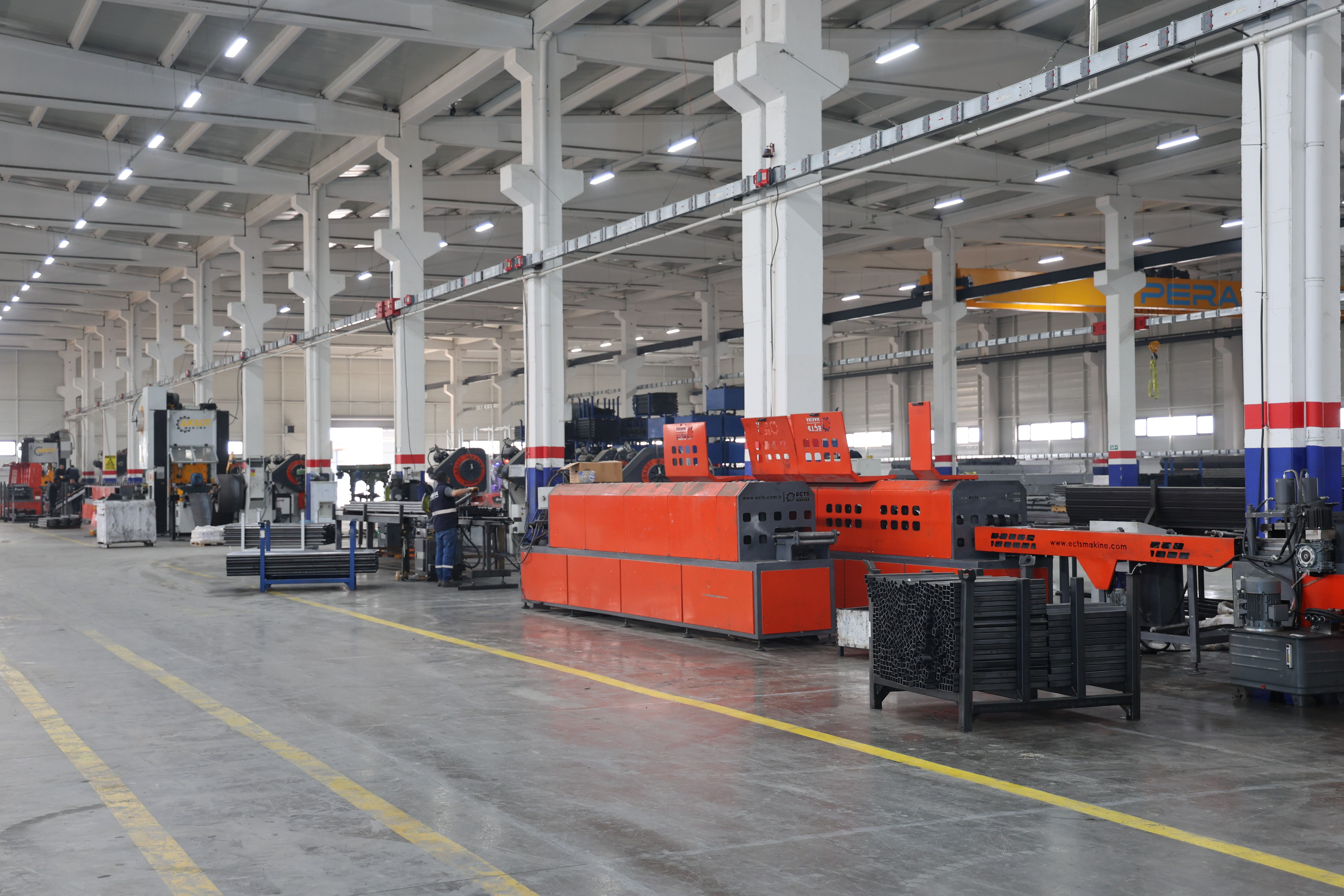 İstanbul'dan yola çıktı Diyarbakır'da dünya markası oldu: Fabrikası Çin'in dibine kadar ulaştı - 2. Resim