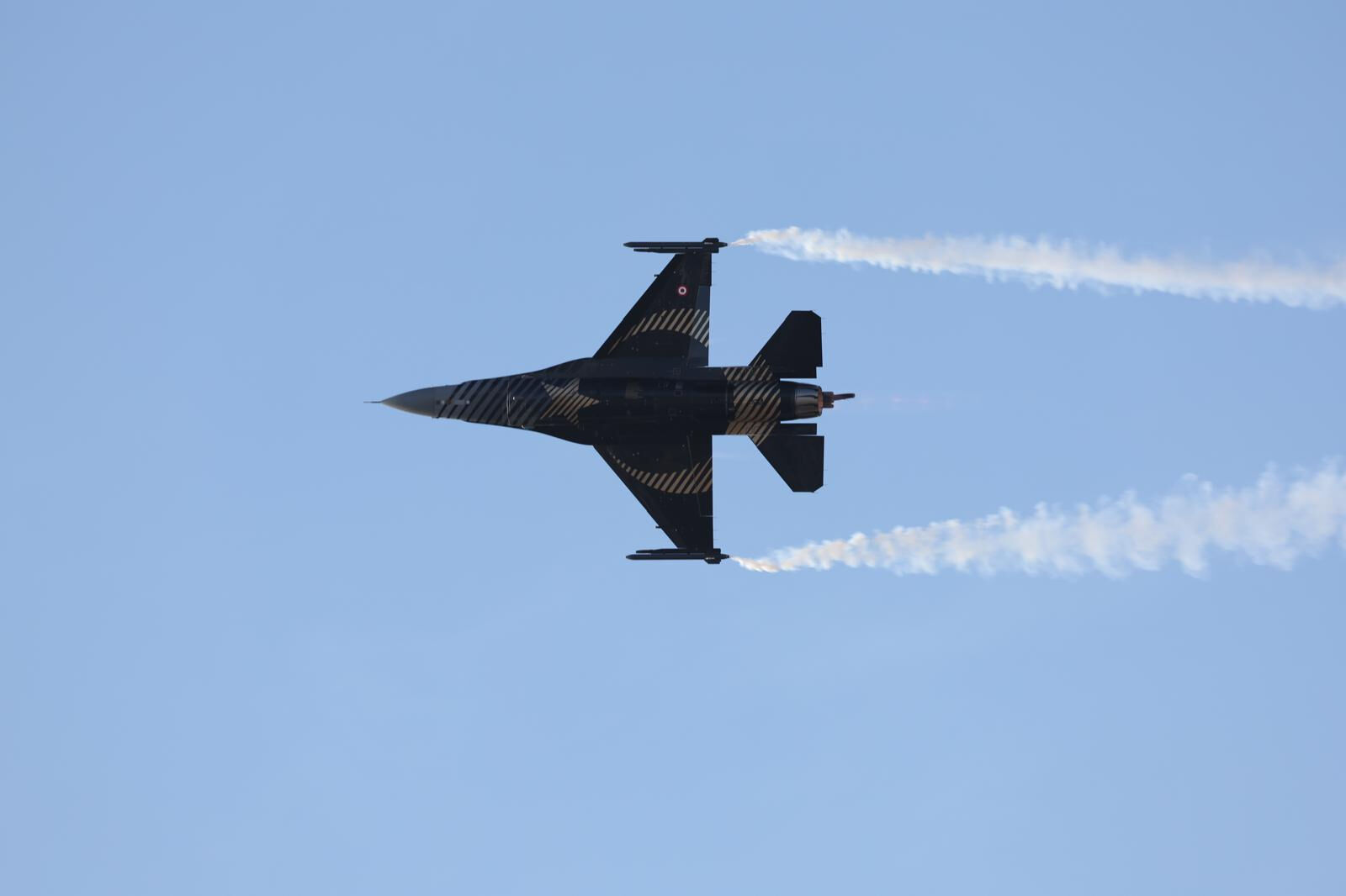 29 Nisan'da KKTC'de gökyüzü kırmızı beyaz olacak - 1. Resim