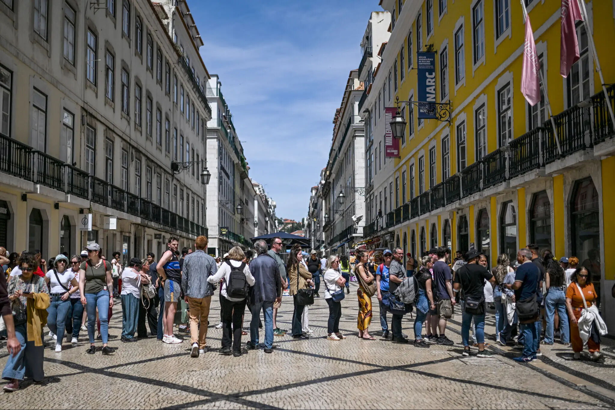 Avrupa'da 4 ülke karanlığa gömüldü! Elektrik kesintisi nedeniyle hayat felç oldu - 3. Resim