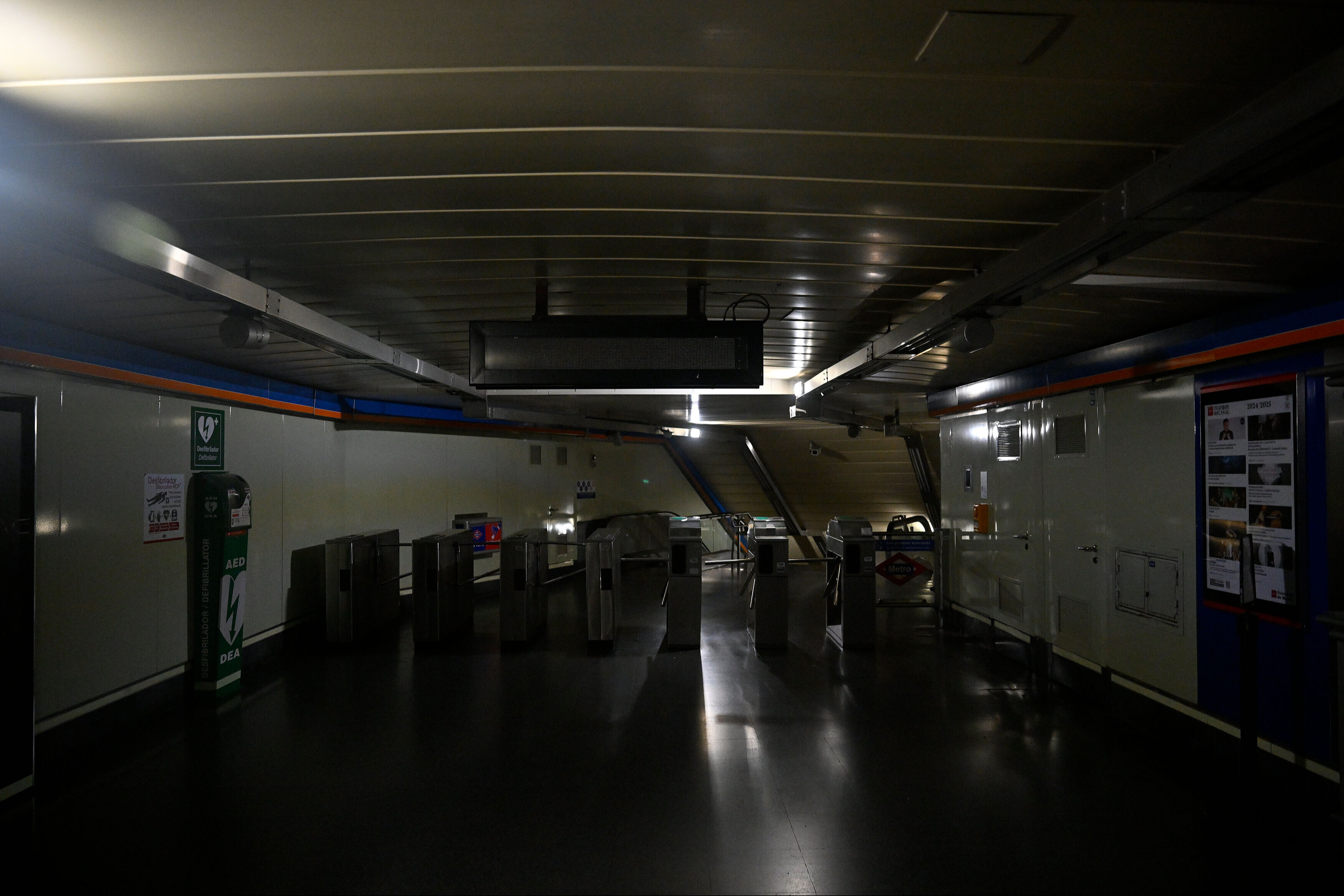 Avrupa'da alarm! İspanya OHAL ilan etti Avrupa'da alarm! İspanya OHAL ilan etti - 3. Resim