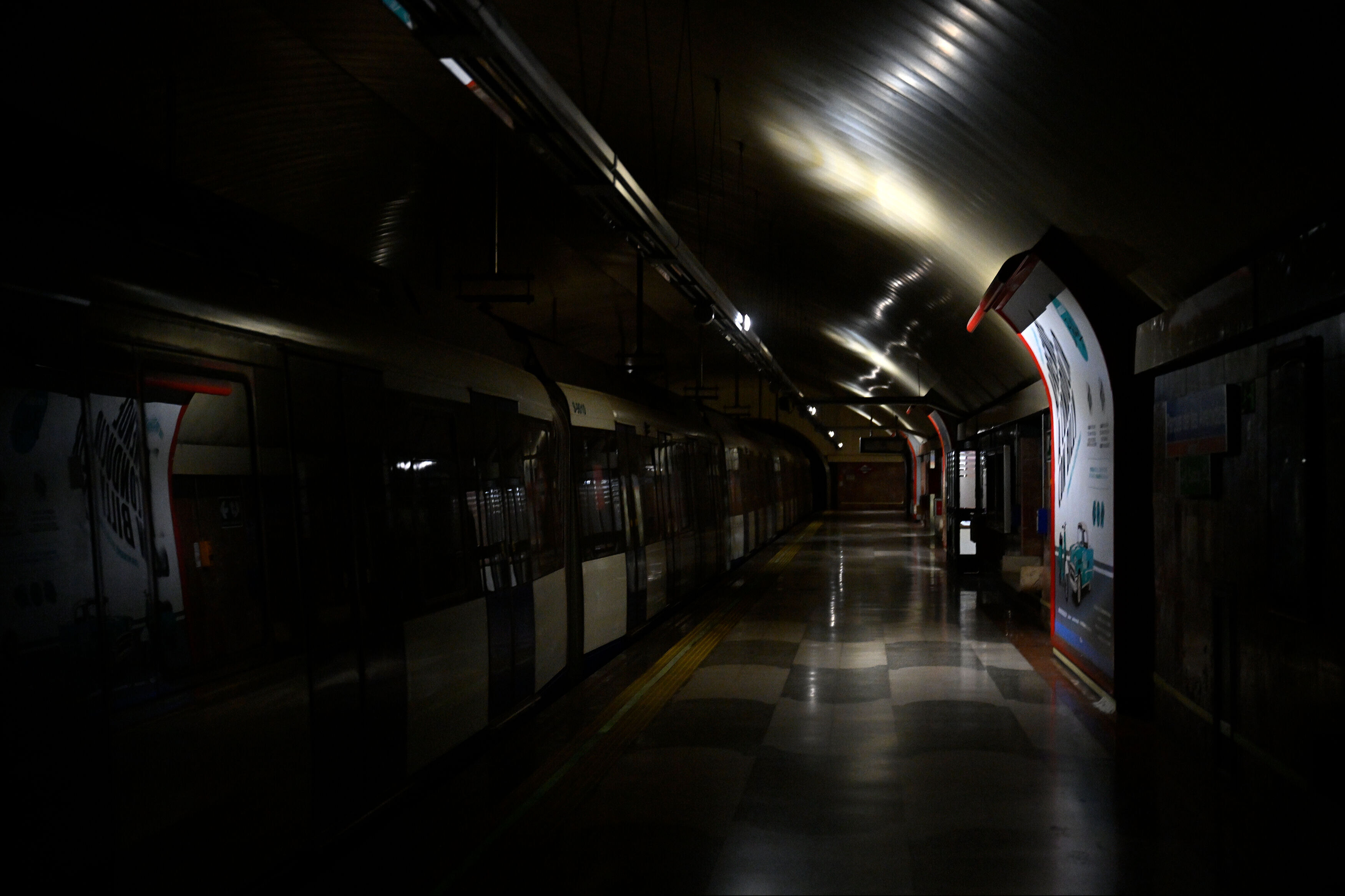 Avrupa'da alarm! İspanya OHAL ilan etti Avrupa'da alarm! İspanya OHAL ilan etti - 1. Resim