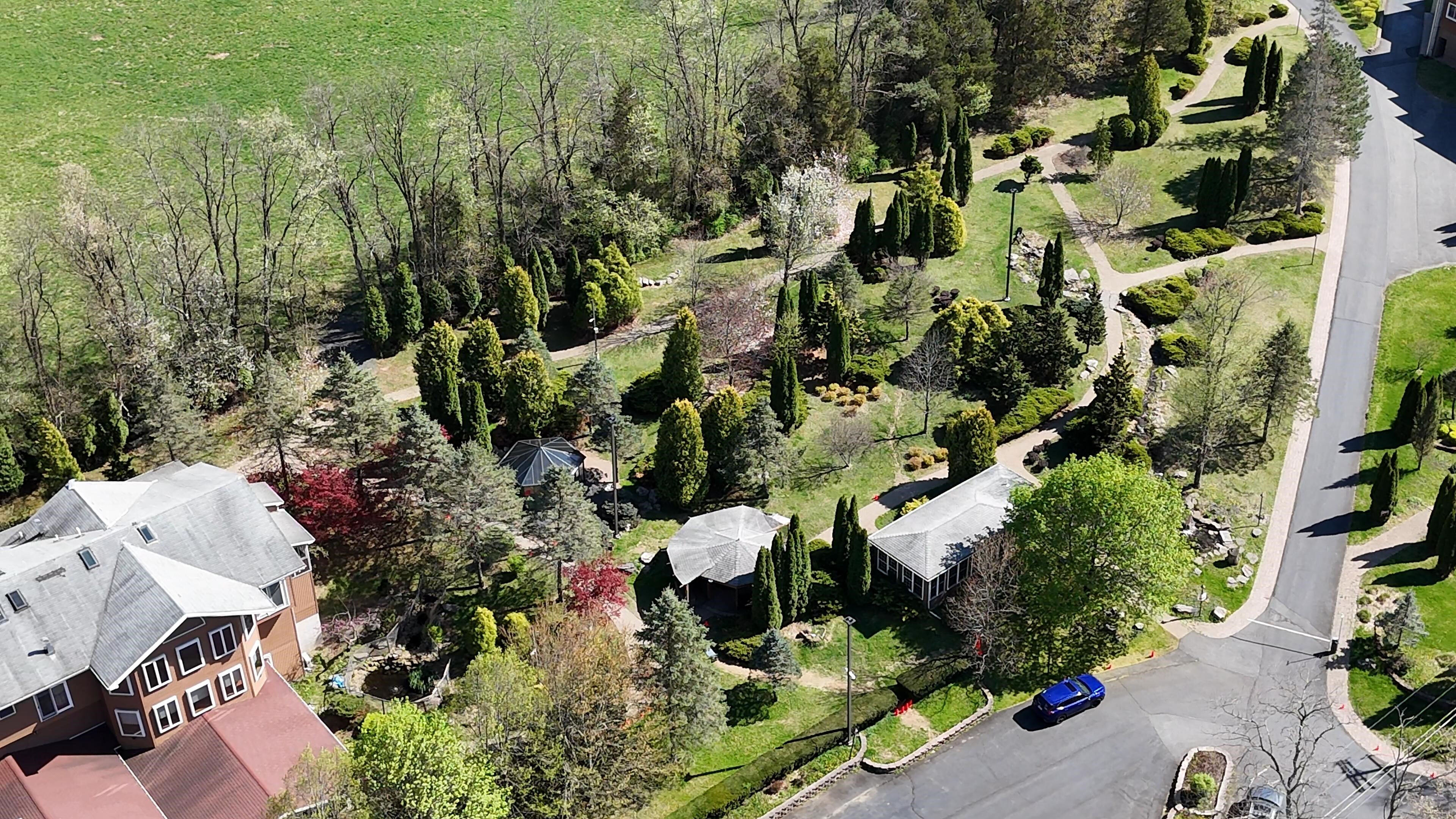 FETÖ elebaşı Gülen'in mezarında dikkat çeken ayrıntı! Herkes aynı yorumu yapıyor FETÖ elebaşı Gülen'in mezarında dikkat çeken ayrıntı! Herke aynı yorumu yapıyor - 2. Resim