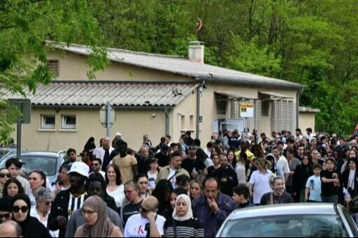 Fransa'da camide kanlı saldırı: Namaz kılan genç Müslümanı katlettiler Fransa'da camide kanlı saldırı: Namaz kılan genç Müslümanı katlettiler - 1. Resim