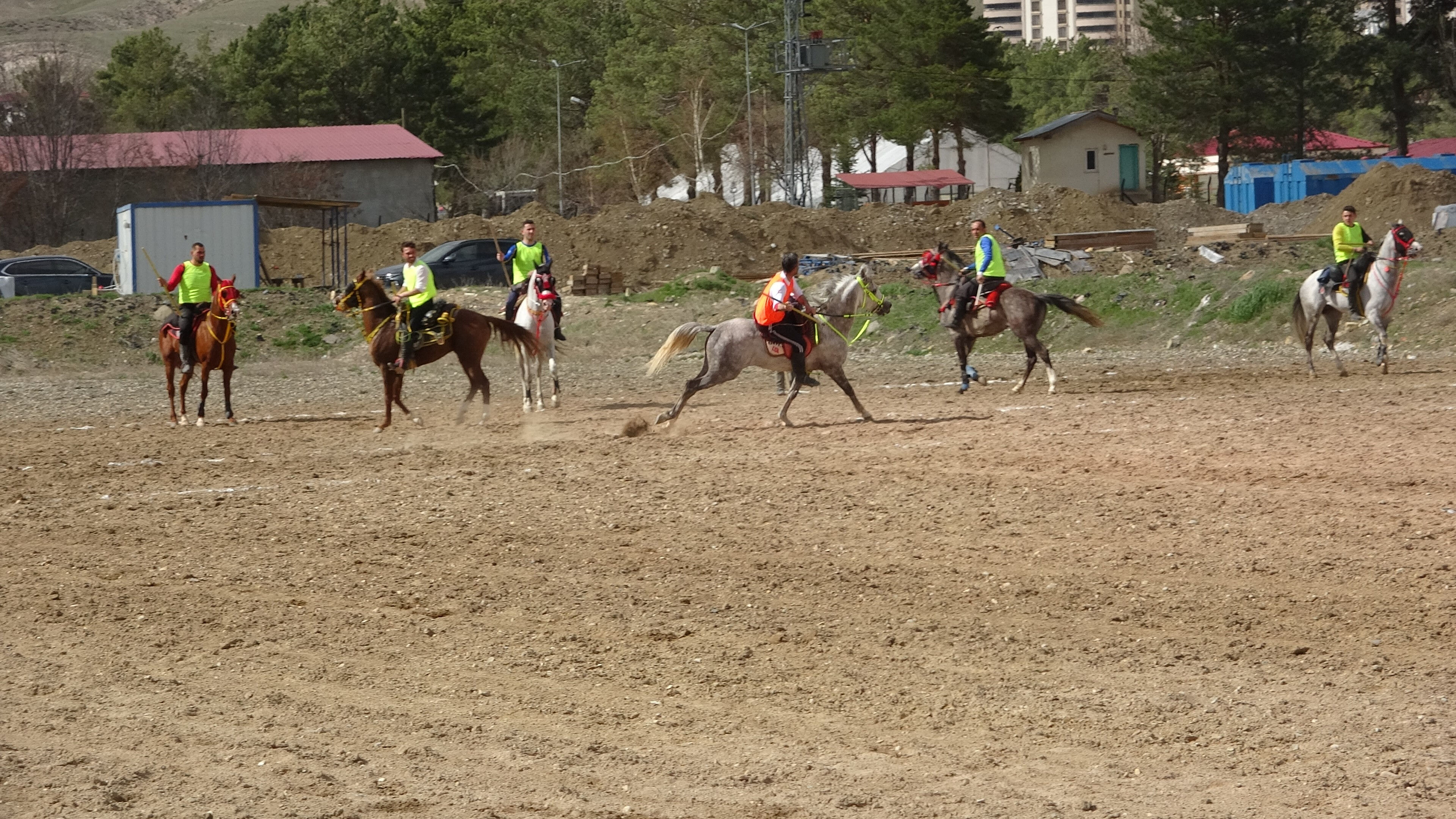 Görenler şaşkına döndü! Oğluna verdiği düğün hediyesi çok konuşuldu - 1. Resim
