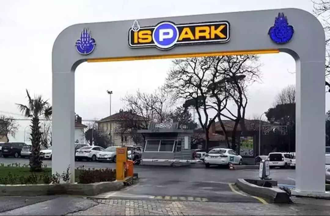 İBB'de bitmek bilmeyen skandallarına bir yenisi daha eklendi! İSPARK tarafından işletilen 36 ruhsatsız otopark olduğu ortaya çıktı - 1. Resim