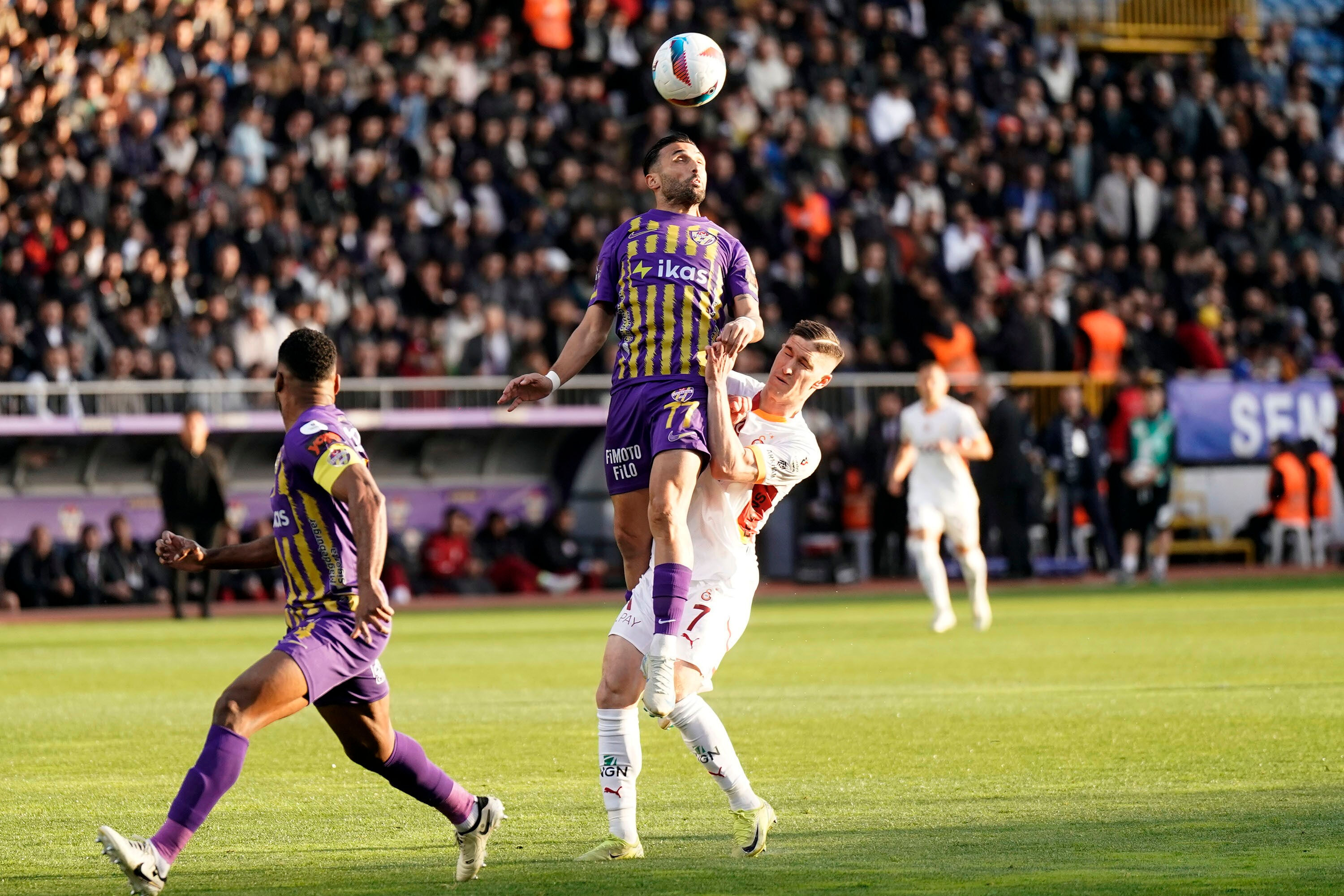 Kupada Konya'yı beş golle eleyen Galatasaray, Eyüpspor'a da aynı tarifeyi uyguladı: Aslan parçalıyor - 1. Resim