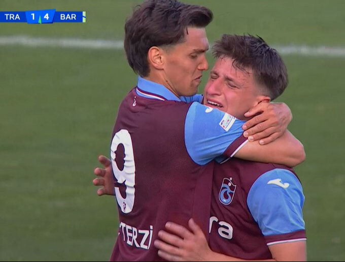 ÖZET | U19 UEFA Gençlik Ligi şampiyonu Barcelona! Trabzonspor, Avrupa ikincisi oldu - 1. Resim