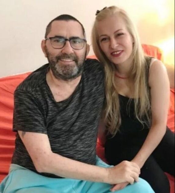 Peker Açıkalın hastanelik oldu! O görüntü sevenlerini korkuttu: "Kan mı o?" Peker Açıkalın hastanelik oldu! O görüntü sevenlerini korkuttu: "Kan mı o?" - 3. Resim