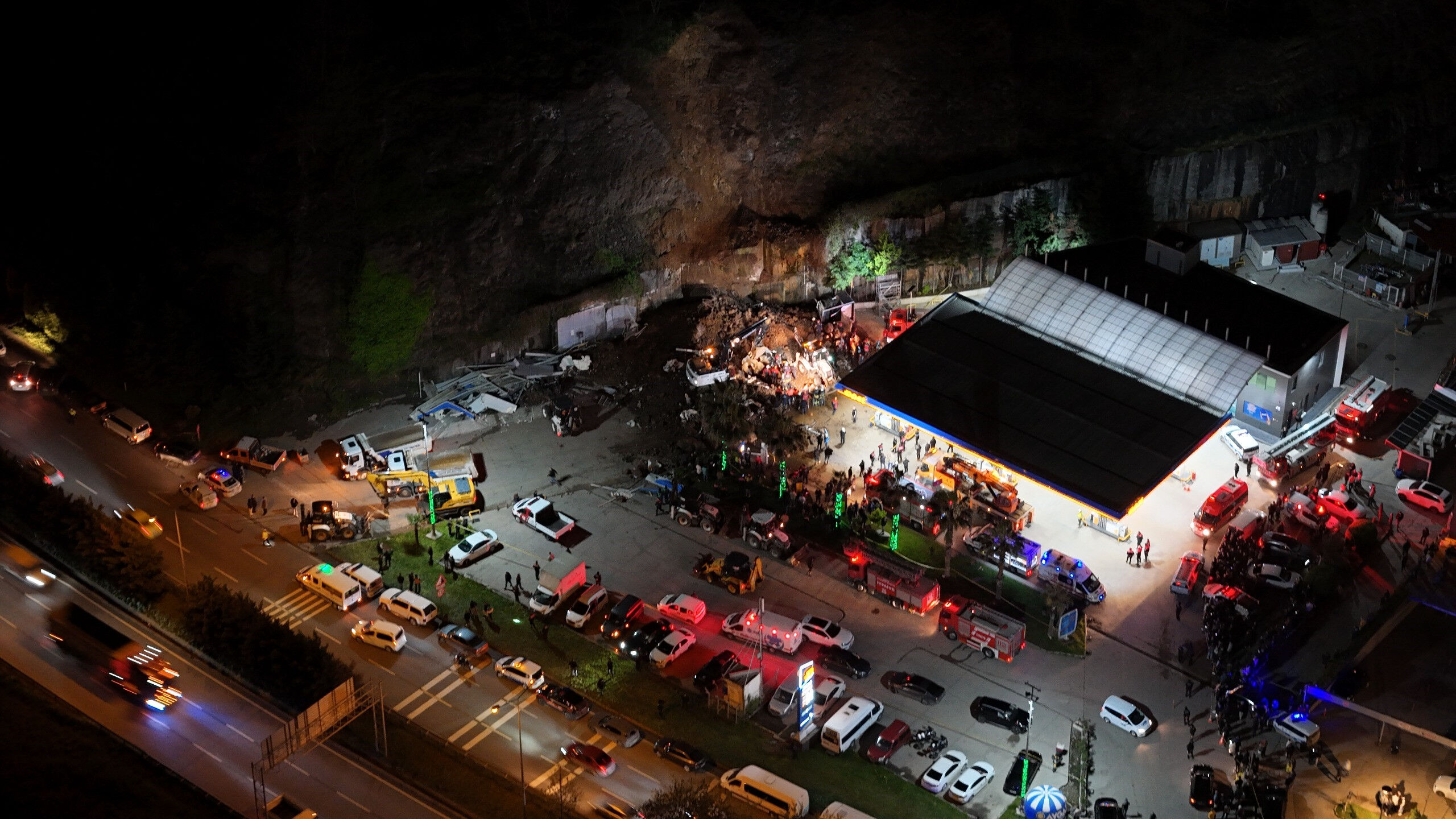 Samsun'da baba ve 2 kızının can verdiği heyelanla ilgili yeni gelişme! 1 kişi gözaltında - 1. Resim