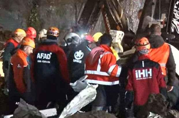 Samsun'da oto yıkamacıda heyelan faciası! Anne kurtarıldı, baba ve çocuklar öldü! - 8. Resim