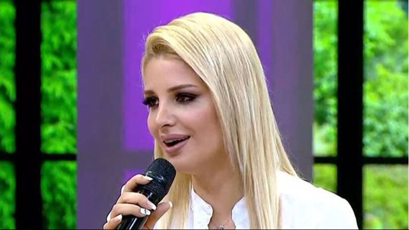 Şarkıcı Gökçe Kırgız 'Acı çekiyorum' diyerek hastalığını ilk kez açıkladı! Şarkıcı Gökçe Kırgız 'Acı çekiyorum' diyerek hastalığını ilk kez açıkladı!