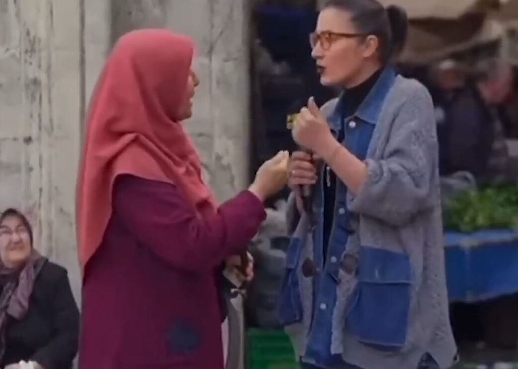 Sokak röportajı bahanesiyle vatandaşı hor gördü! RTÜK Başkanı Şahin sert çıktı: Hukuki süreç başlatıldı Sokak röportajı bahanesiyle vatandaşı hor gördü! RTÜK Başkanı Şahin sert çıktı: Hukuki süreç başlatıldı - 1. Resim