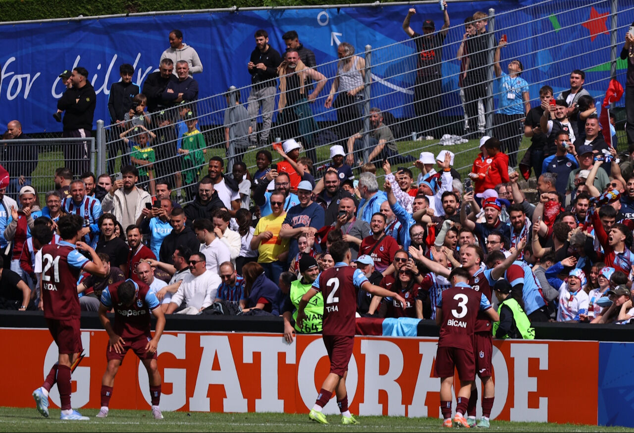 Trabzonspor Barcelona U19 maçı hangi kanalda? UEFA Gençlik ligi final maçı canlı yayın bilgileri, ilk 11'ler netleşti Trabzonspor Barcelona U19 maçı hangi kanalda? UEFA Gençlik ligi final maçı canlı yayın bilgileri, muhtemel ilk 11'ler netleşti - 4. Resim