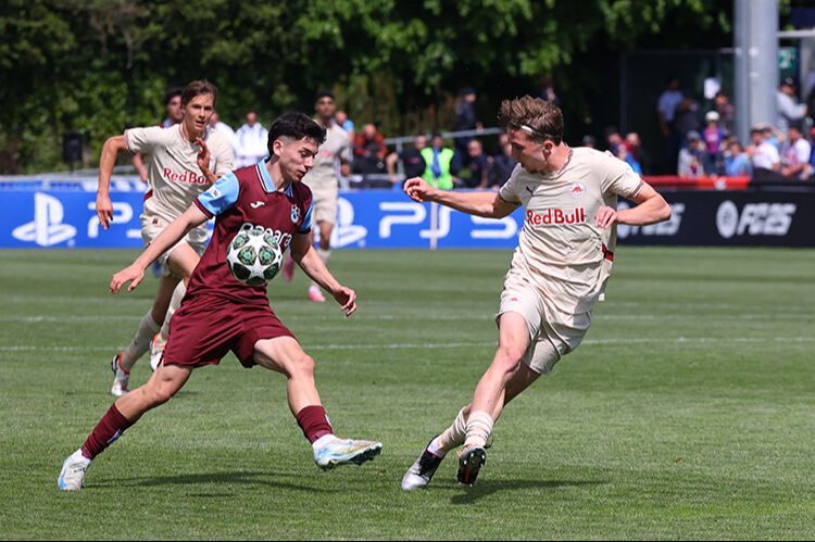 Trabzonspor U19 Barcelona U19 maçı nerede izlenir? TS U19 şifresiz yayın bilgileri Trabzonspor U19 Barcelona U19 maçı nerede izlenir? TS U19 şifresiz yayın bilgileri - 2. Resim
