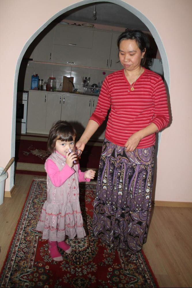 Yusuf Ay'ın duygulandıran hikayesi: İnternette tanıştığı Tayvanlı eşi evi terk etti, yıllardır boşanmayı bekliyor Yusuf Ay'ın duygulandıran hikayesi: İnternette tanıştığı Tayvanlı eşi evi terk etti, yıllardır boşanmayı bekliyor - 2. Resim