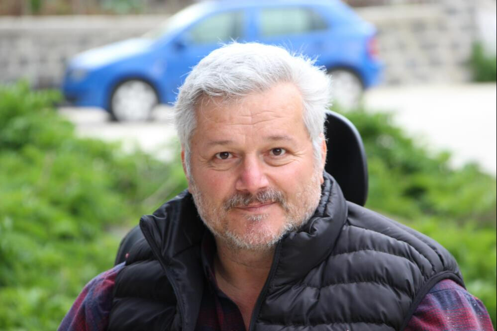 Yusuf Ay'ın duygulandıran hikayesi: İnternette tanıştığı Tayvanlı eşi evi terk etti, yıllardır boşanmayı bekliyor Yusuf Ay'ın duygulandıran hikayesi: İnternette tanıştığı Tayvanlı eşi evi terk etti, yıllardır boşanmayı bekliyor - 1. Resim