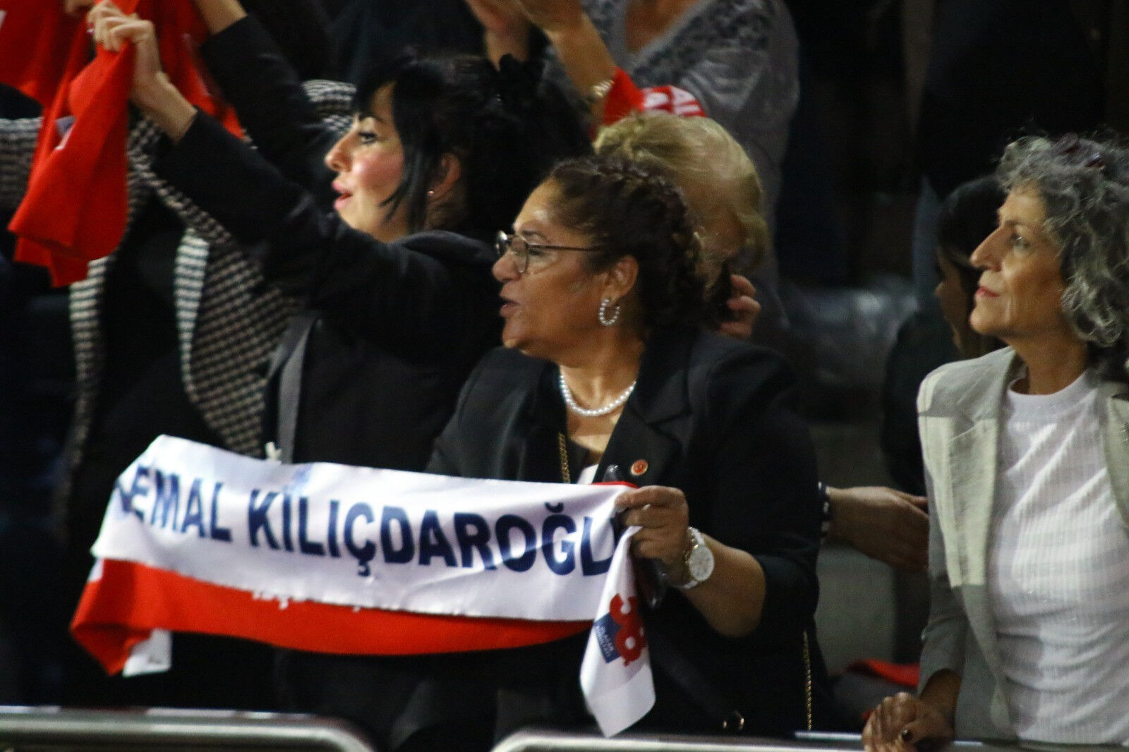 1.5 milyar liralık transfer! CHP'nin şaibeli kurultayında yeni suçlama - 1. Resim