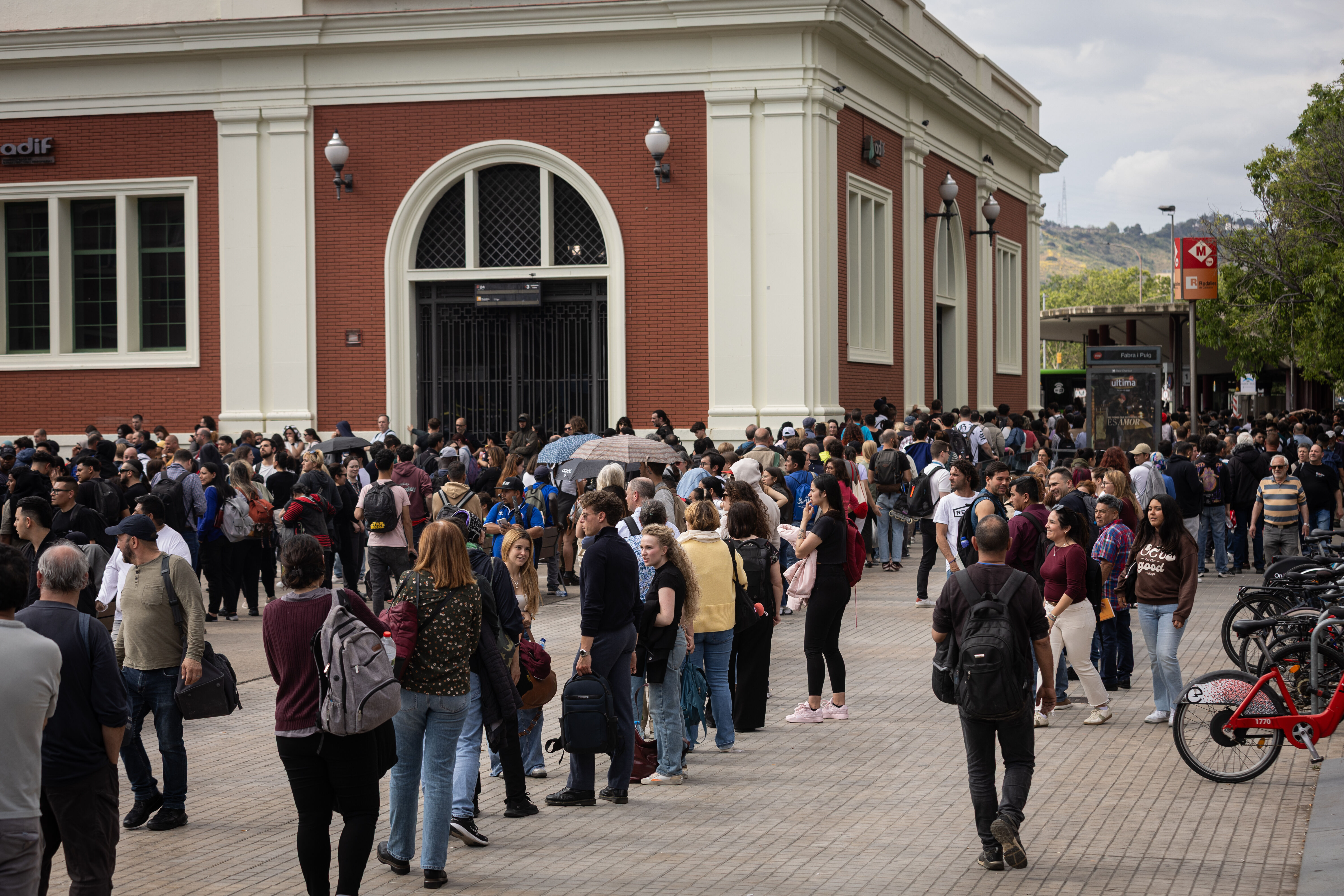 Avrupa'daki elektrik kesintisi Türkiye'yi etkiler mi? Bakan Bayraktar açıkladı Avrupa'daki elektrik kesintisi Türkiye'yi etkiler mi? Bakan Bayraktar açıkladı - 3. Resim