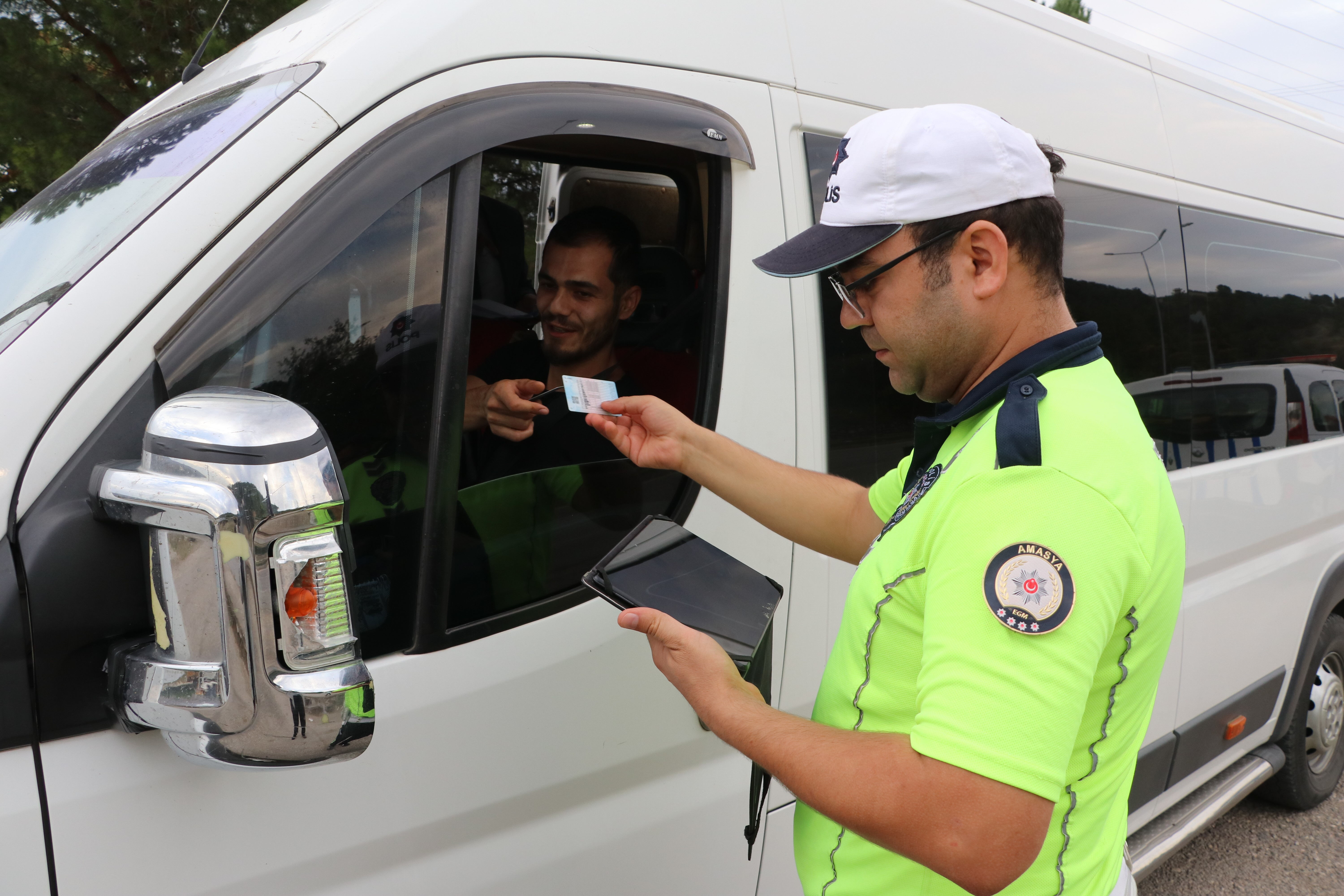 Bunlara ağır cezalar kapıda! Trafik cezaları artırımı Meclis gündeminde Bunlara ağır cezalar kapıda! Trafik cezaları artırımı Meclis gündeminde - 4. Resim