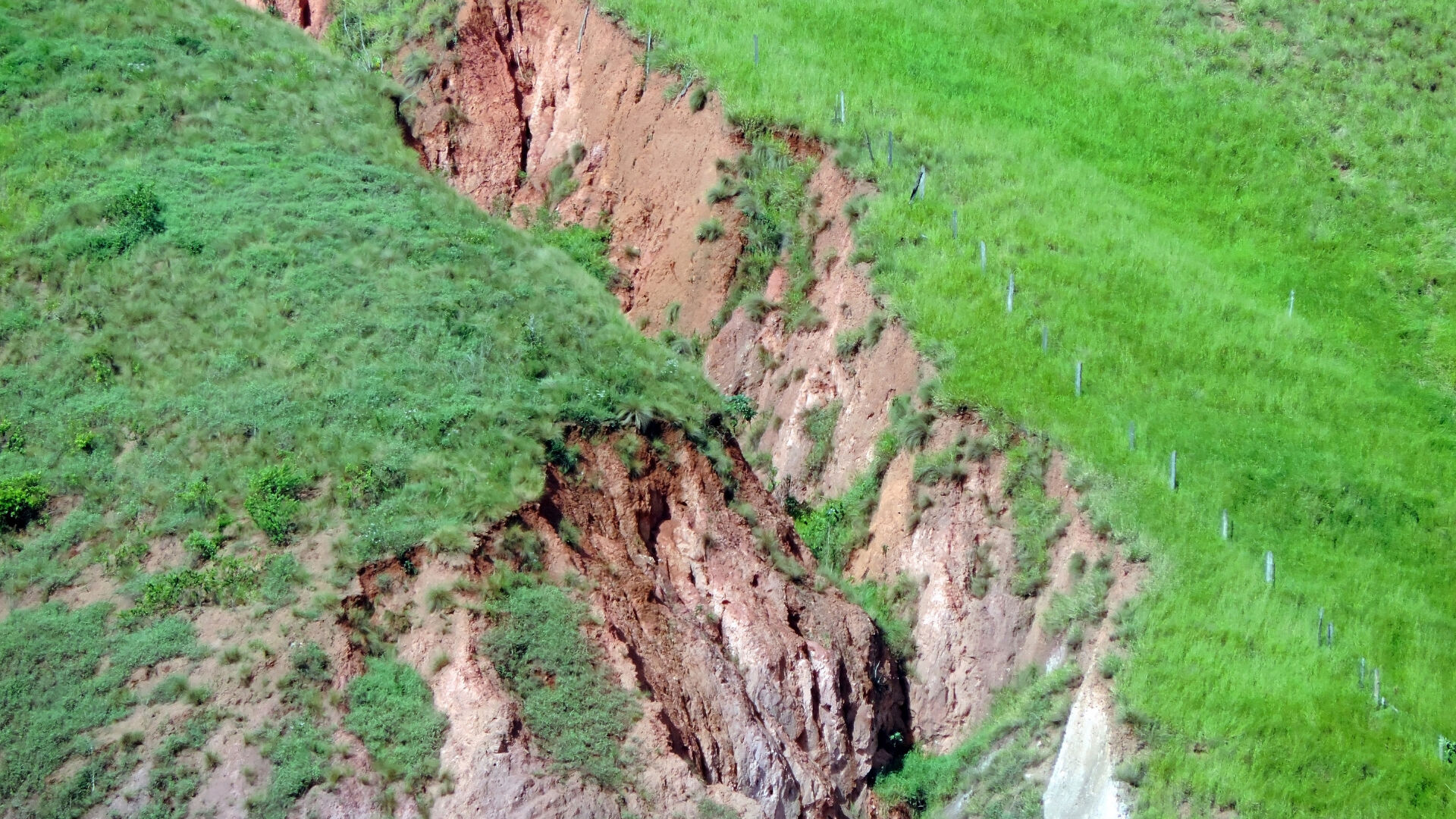 Deprem olmayan bir dünya hayal edin! Gerçekten daha güvenli mi yoksa bir felaket mi? - 2. Resim