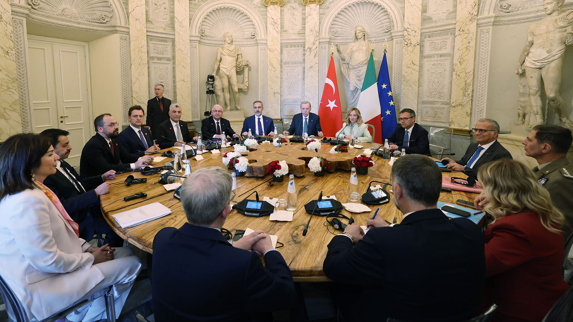 Erdoğan-Meloni görüşmesinden ortak bildiri çıktı! AB vurgusu dikkat çekiyor - 1. Resim