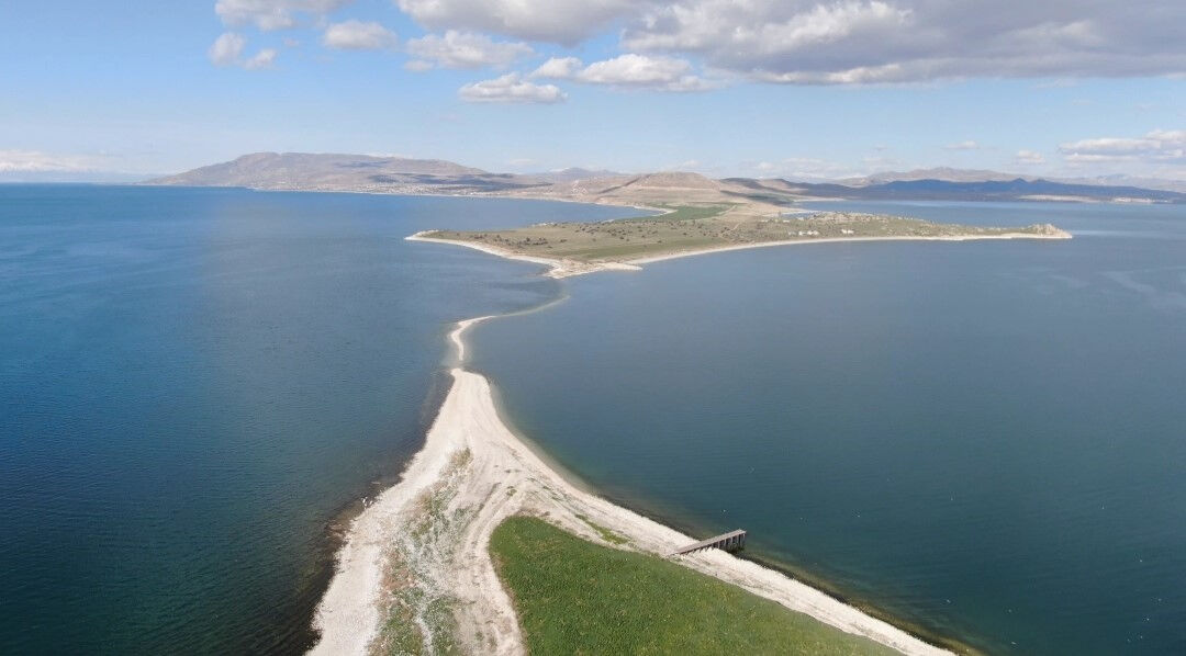 Göl suları çekildi, antik kent ortaya çıktı: Büyük sırlarla dolu! Göl suları çekildi, antik kent ortaya çıktı: Büyük sırlarla dolu! - 2. Resim
