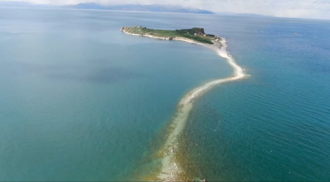 Göl suları çekildi, antik kent ortaya çıktı: Büyük sırlarla dolu! Göl suları çekildi, antik kent ortaya çıktı: Büyük sırlarla dolu! - 1. Resim