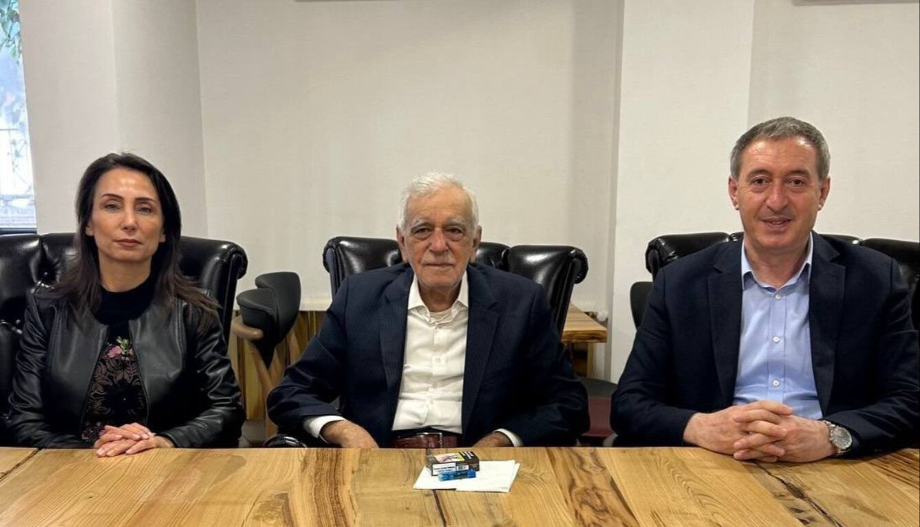 İmralı'ya gitmemesi dikkat çekmişti! Ahmet Türk'ün kemoterapi gördüğü ortaya çıktı İmralı'ya gitmemesi dikkat çekmişti! Ahmet Türk'ün kemoterapi gördüğü ortaya çıktı - 1. Resim