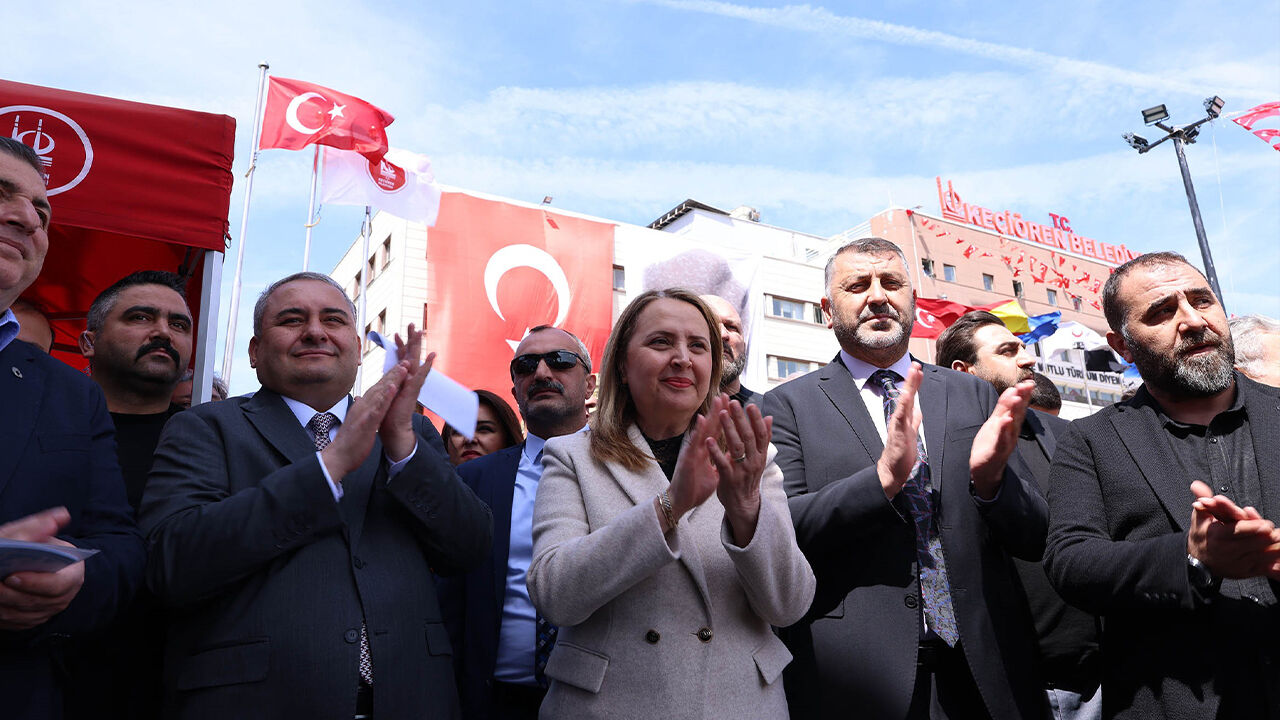 Maaşlara yüzde 40 zam! Geriye dönük ödeme de yapacaklar! - 2. Resim