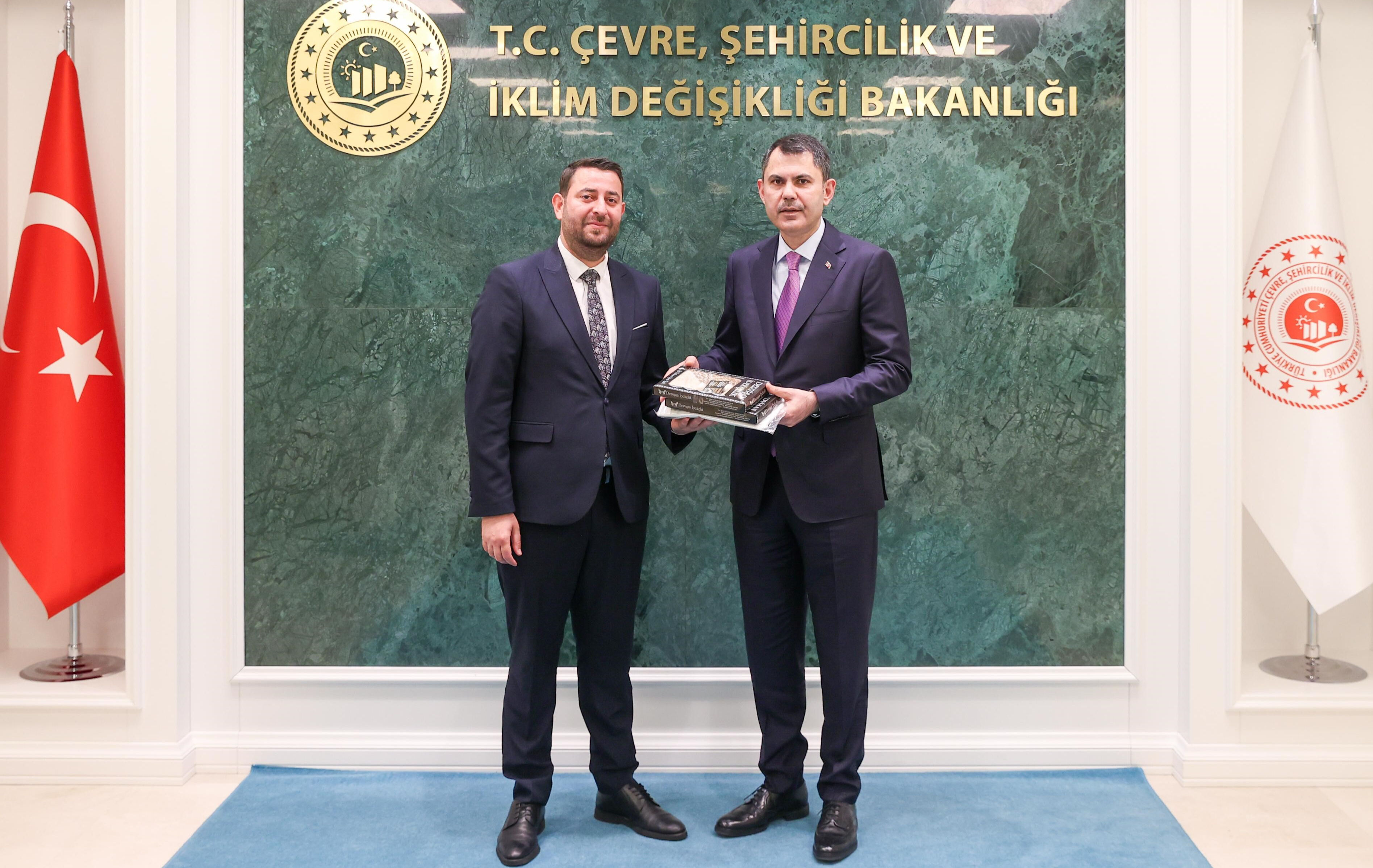 Muhalif belediye başkanı Murat Kurum'a teşekkür etti! Partisi linç edince özür dilemek zorunda kaldı Muhalif belediye başkanı Murat Kurum'a teşekkür etti! Partisi linç edince özür dilemek zorunda kaldı - 1. Resim