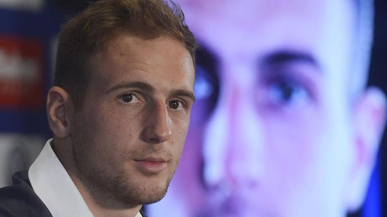 Süper Lig devine 'ablası' sayesinde gelecek! İlginç detay gün yüzüne çıktı Süper Lig devine 'ablası' sayesinde gelecek! İlginç detay gün yüzüne çıktı - 2. Resim