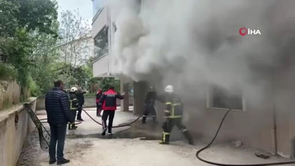 Yangından kurtarılan çocuklar devlet korumasında! Olay anı kamerada Yangından kurtarılan çocuklar devlet korumasında! Olay anı kamerada - 2. Resim