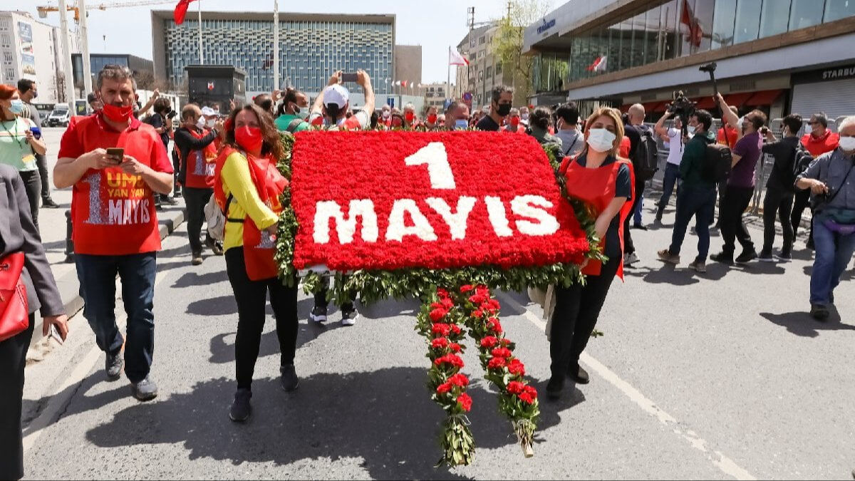 Yarın okullar tatil mi, 30 Nisan yarım gün mü? 1 Mayıs resmi tatil detayları gündemde Yarın okullar tatil mi, 30 Nisan yarım gün mü? 1 Mayıs resmi tatil detayları gündemde - 4. Resim