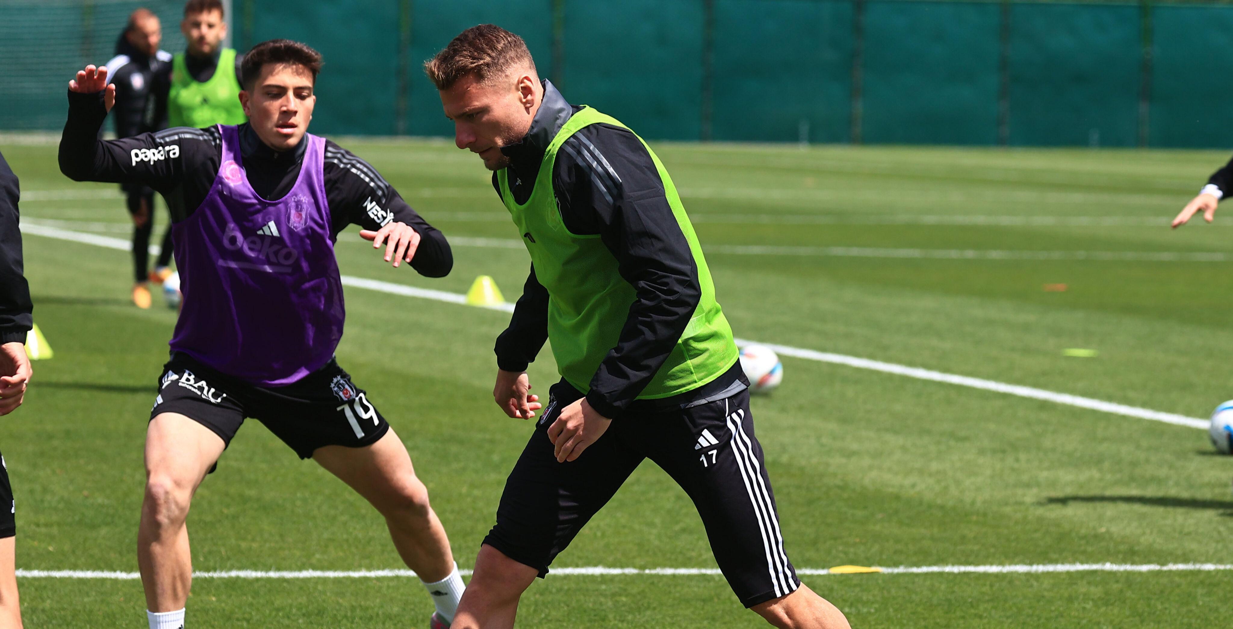 Beşiktaş'ta derbi öncesi savunmada alarm! 3 kritik isimde son durum Beşiktaş'ta derbi öncesi savunmada alarm! 3 kritik isimde son durum - 1. Resim