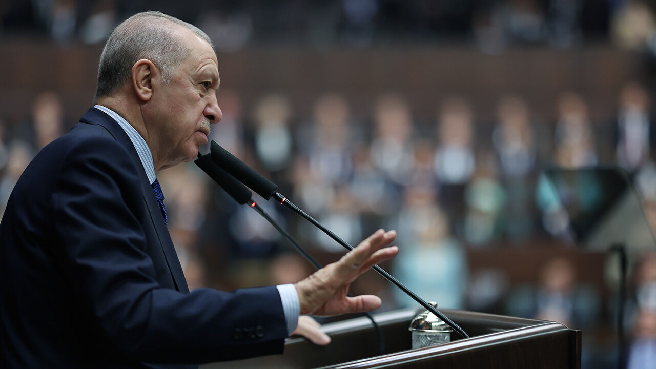 Erdoğan'dan 'İstanbul depremi' açıklaması: Şov yapanlar yüzünden yüreğimiz ağzımıza geliyor Erdoğan'dan 'İstanbul depremi' açıklaması: Şov yapanlar yüzünden yüreğimiz ağzımıza geliyor - 3. Resim