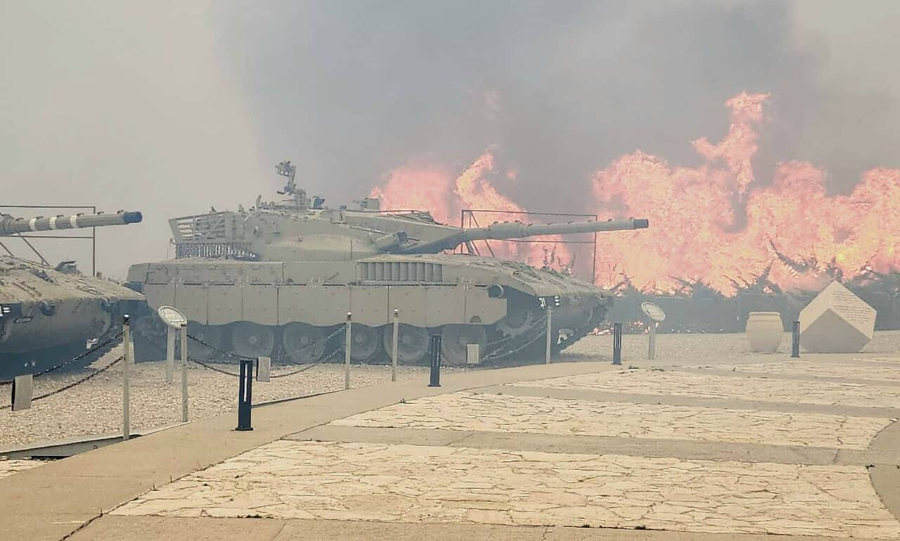 İsrail zor durumda! Kudüs yakınlarında yangın kontrolden çıktı, Avrupa'dan yardım istedi İsrail zor durumda! Kudüs yakınlarında yangın kontrolden çıktı, Avrupa'dan yardım istedi - 1. Resim