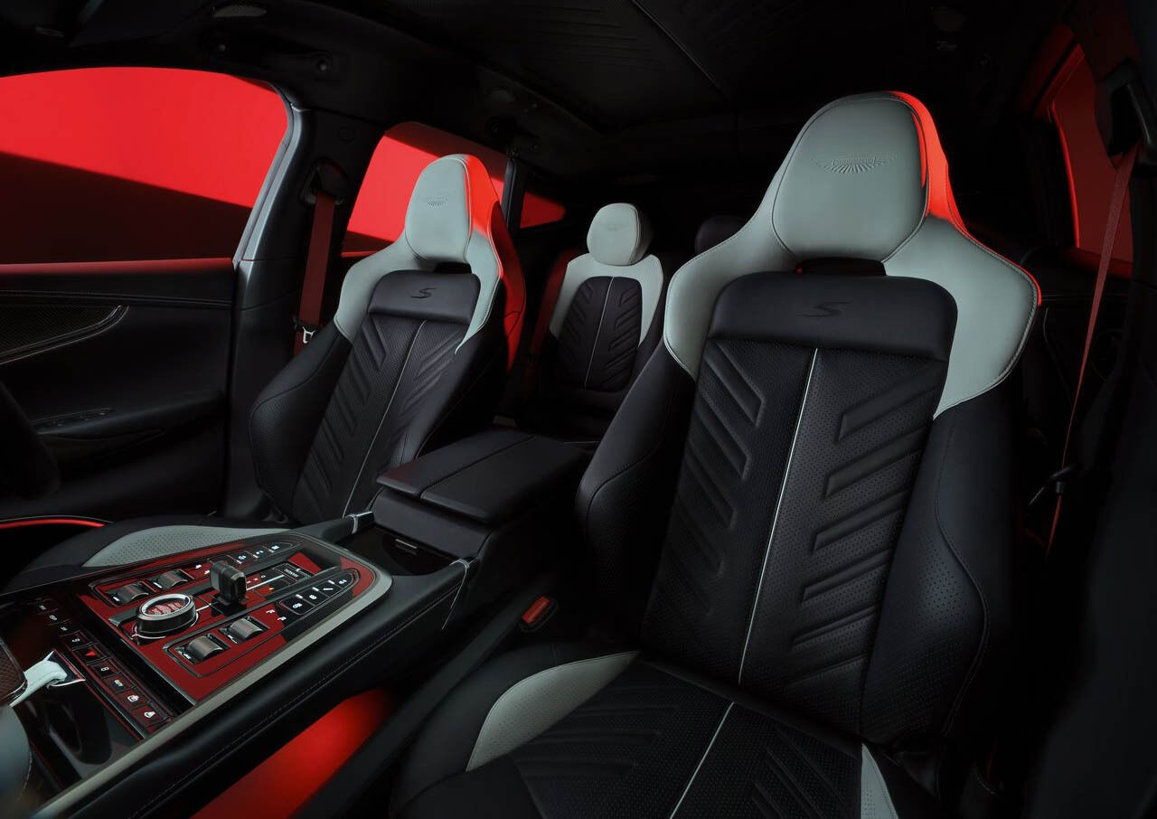 James Bond artık SUV kullanacak: Aston Martin DBX S James Bond artık SUV kullanacak: Aston Martin DBX S - 5. Resim