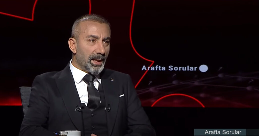 Metin Yıldız'dan samimi itiraf! Hayatıyla ilgili bilinmeyen o şaşırtan detayı ilk kez anlattı:  Metin Yıldız'dan samimi itiraf! Nasıl tiyatroya başladığını tek tek anlattı: