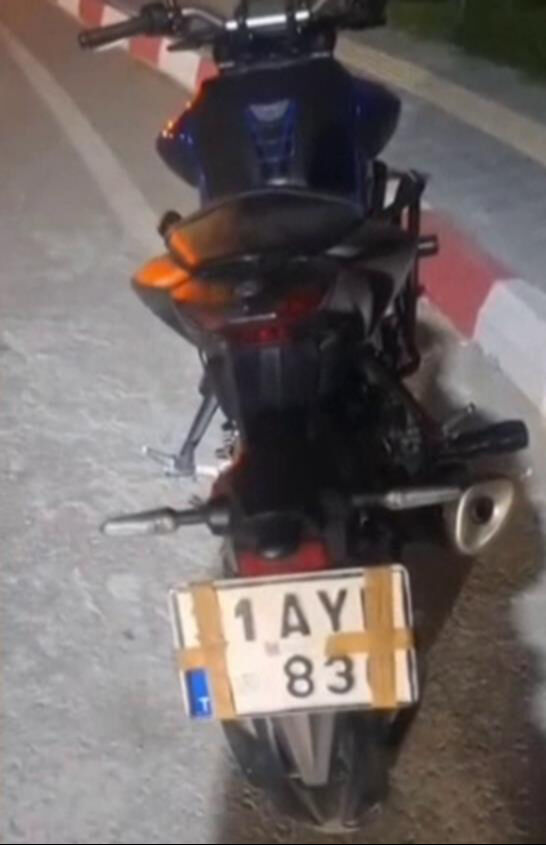 Plakayı yara bandıyla kapattılar: 4,5 milyon TL ceza kesildi - 2. Resim