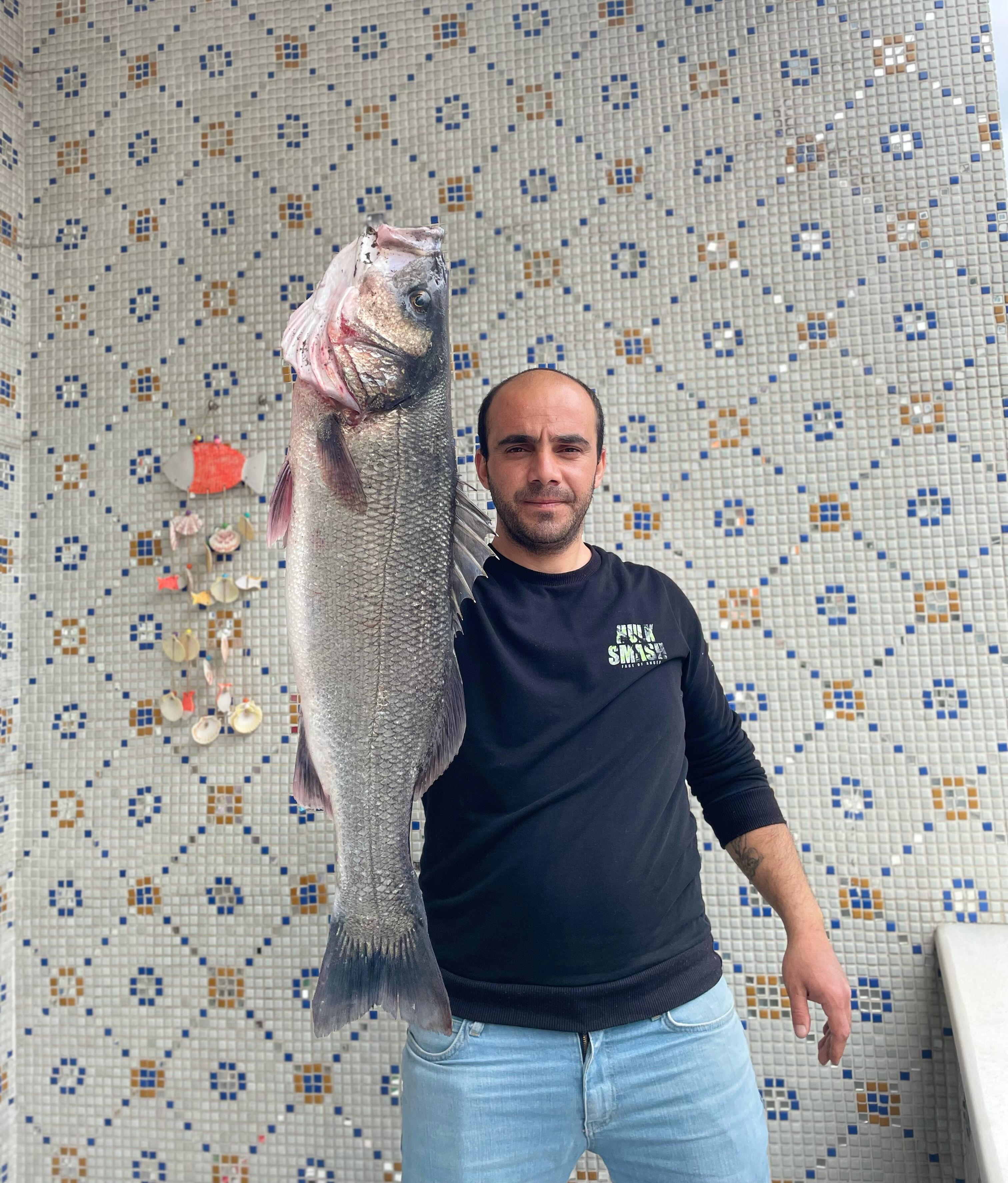 1 metre boyunda 7,5 kilo ağırlığında! Oltayla 20 dakikada yakaladı 1 metre boyunda 7,5 kilo ağırlığında! Oltayla 20 dakikada yakaladı - 3. Resim