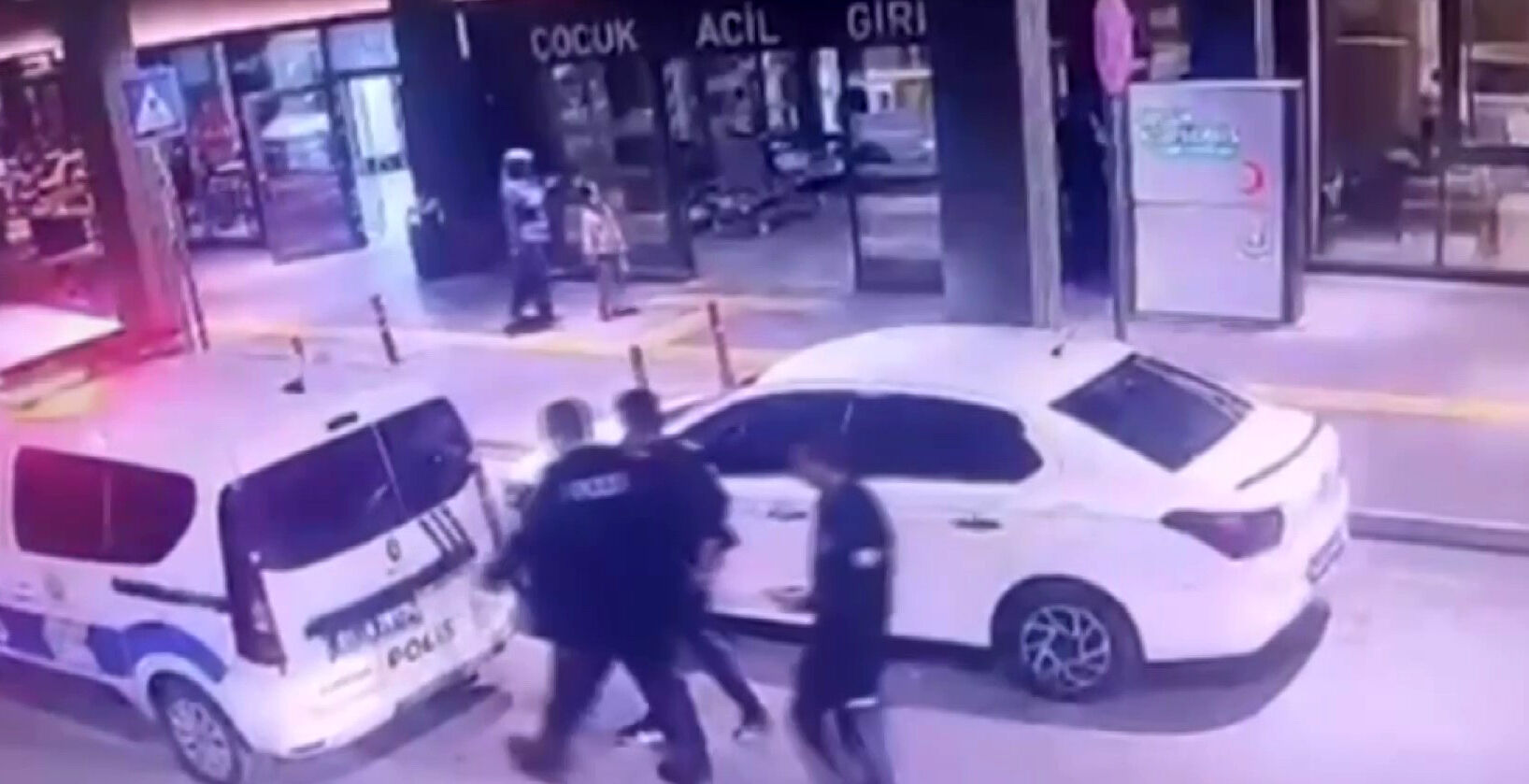 44 yıl hapis cezasıyla aranıyordu! Hastanede yakayı ele verdi - 1. Resim