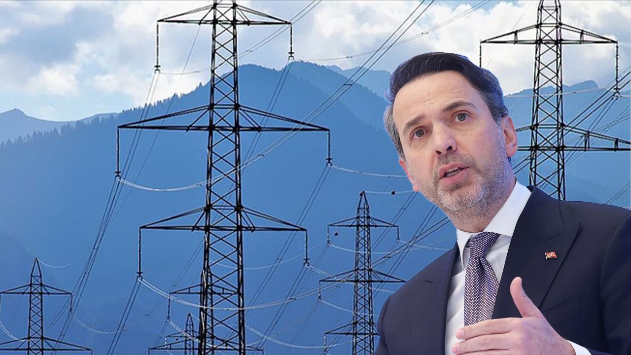 Avrupa'yı karanlığa gömen elektrik kesintisi Türkiye'yi etkileyecek mi? Bayraktar'dan net mesaj Avrupa'yı karanlığa gömen elektrik kesintisi Türkiye'yi etkileyecek mi? Bayraktar'dan net mesaj